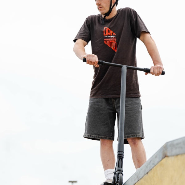 Grit Elite 6er Scooter Black Satin