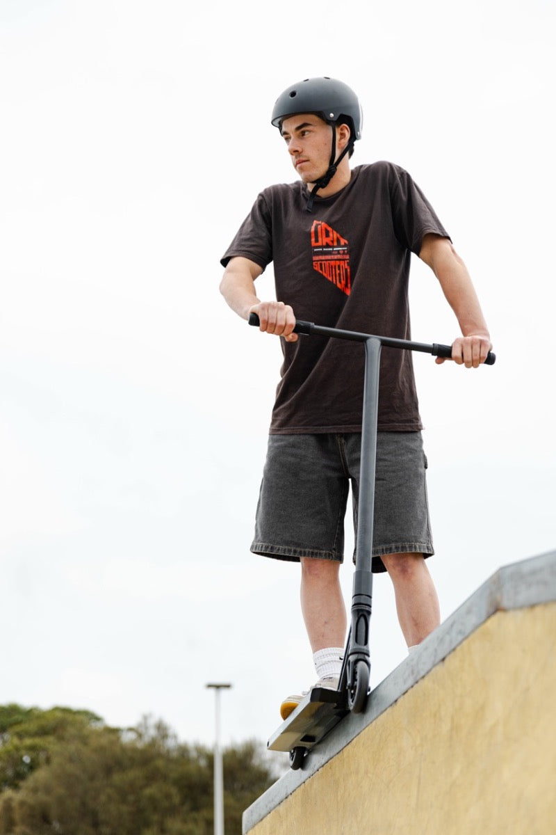 Grit Elite 6er Scooter Black Satin