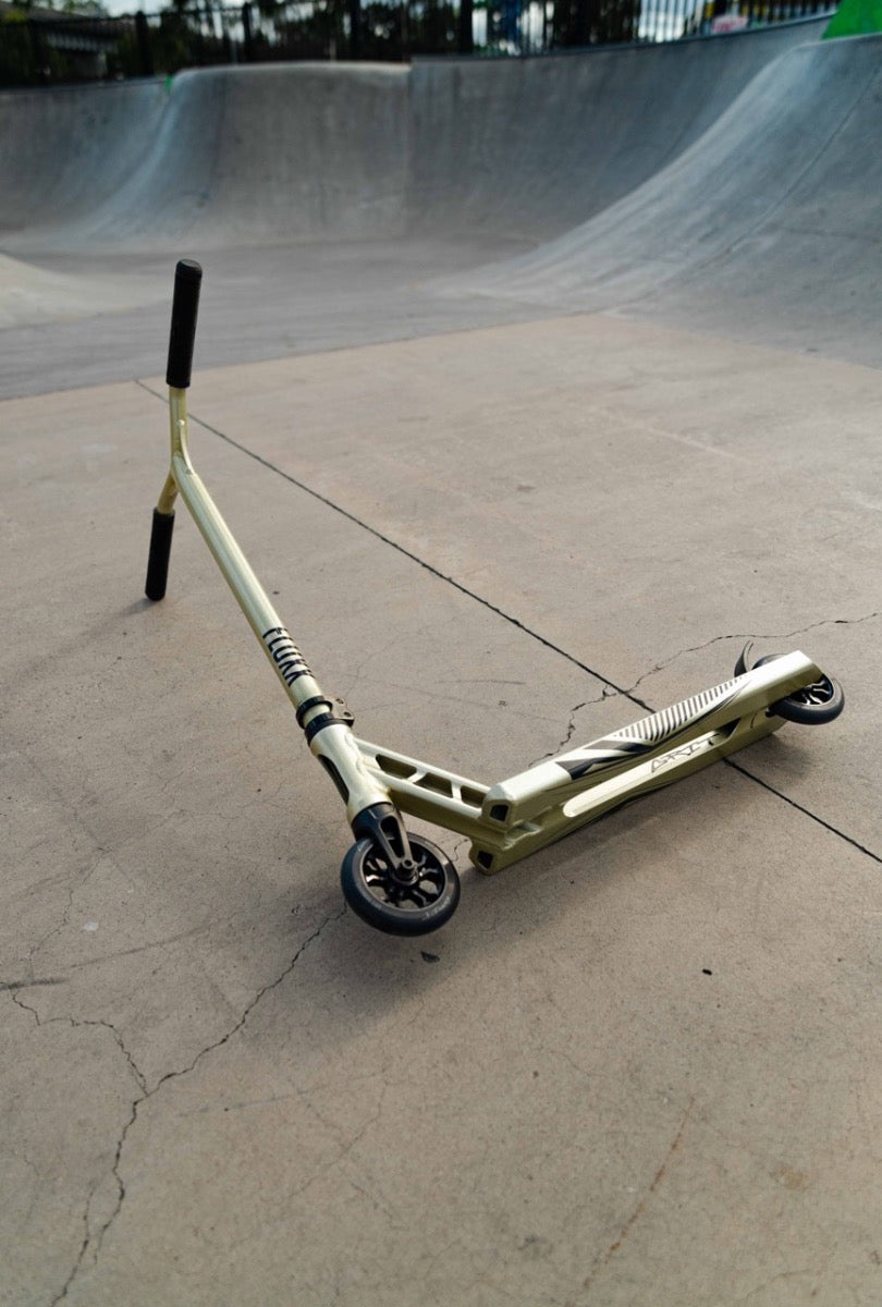 Grit Fluxx Mini Scooter Blackened