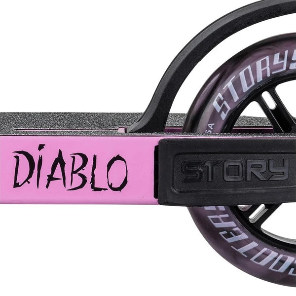 Story / NKD Diablo Stuntstep Roze Zwart 79.5cm