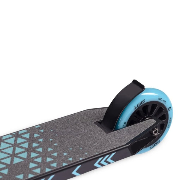 SKITT Stuntstep Spike Zwart - Blauw 79cm