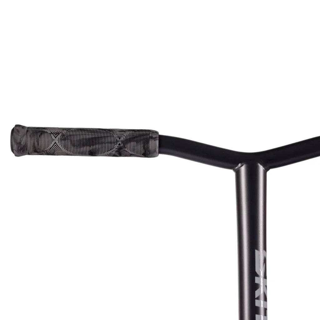 Skitt Stuntstep Impact Zwart 84cm