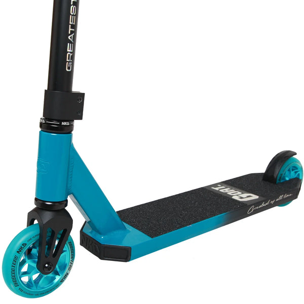 NKD Goat Stuntstep 83cm / 85cm Zwart Blauw Licht