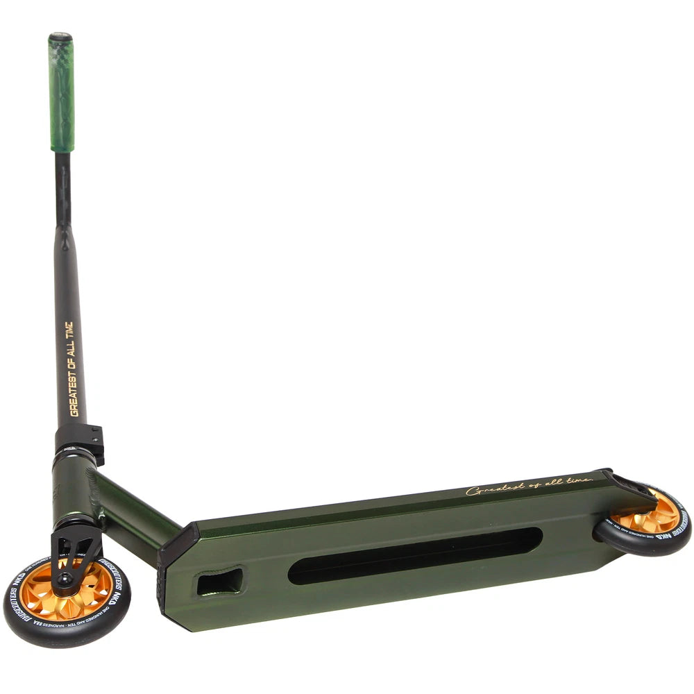 NKD Goat Stuntstep 83cm / 85cm Leger Groen Goud