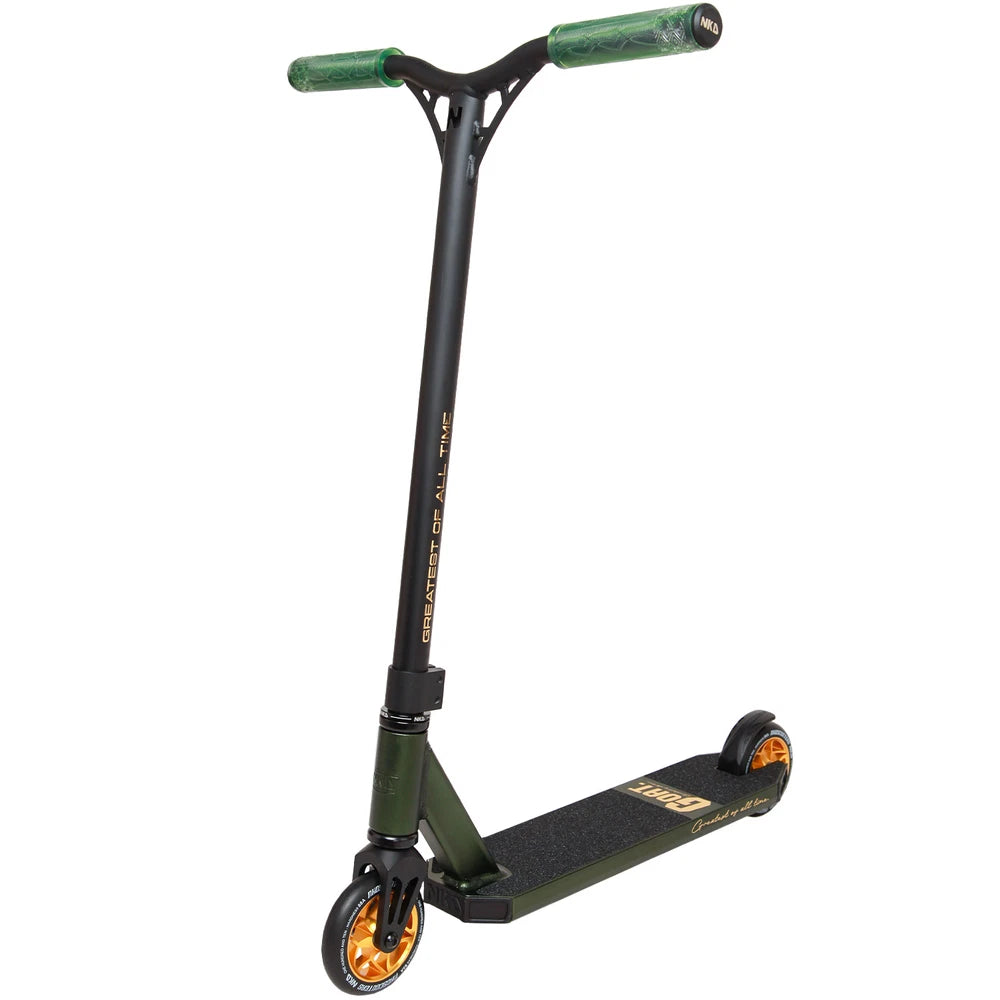 NKD Goat Stuntstep 83cm / 85cm Leger Groen Goud