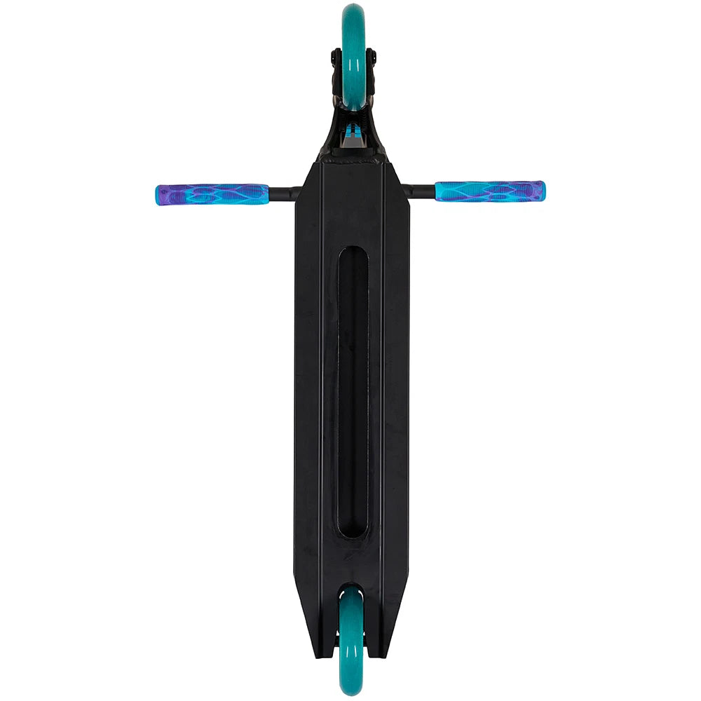 NKD Park Stuntstep Zwart Blauw 84cm