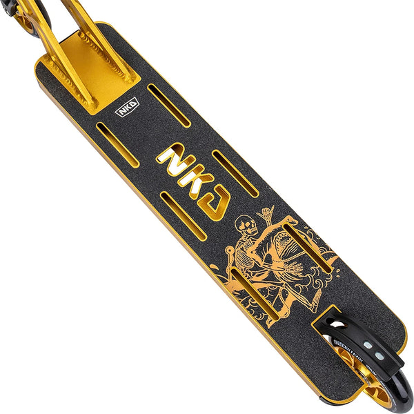 NKD Stuntstep Gravity Goud / Zwart