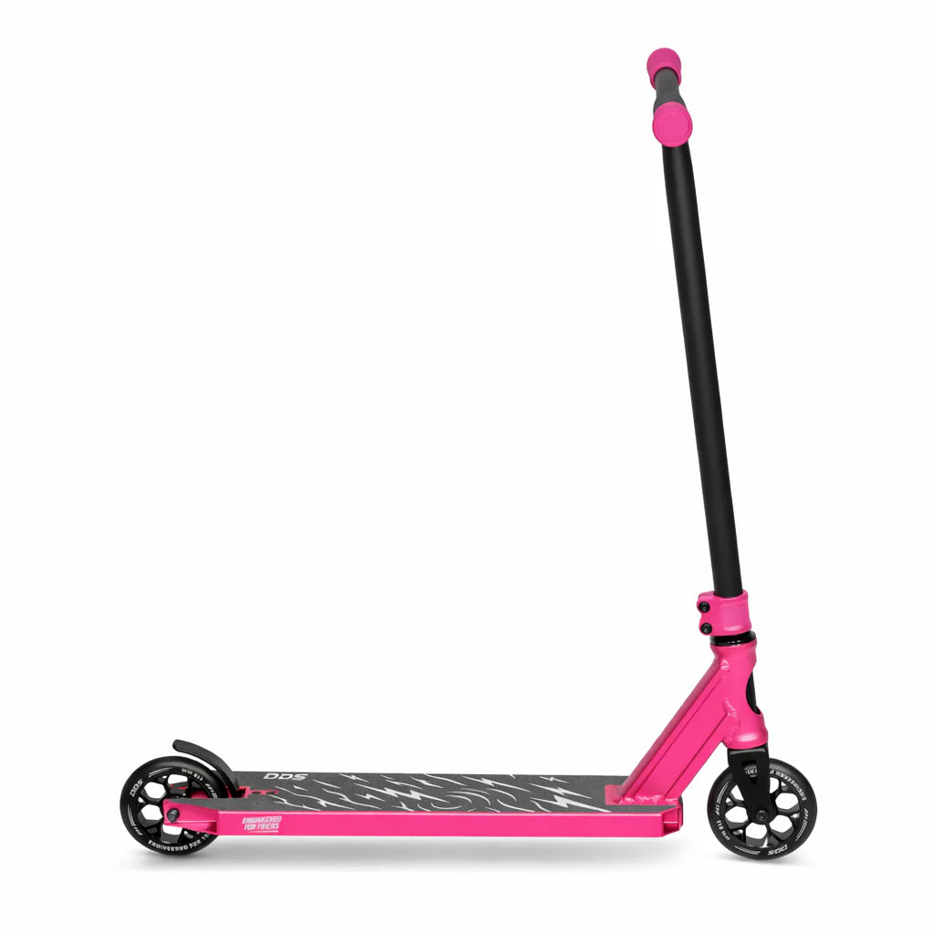 DDS Stuntstep Roze Zwart NL Merk