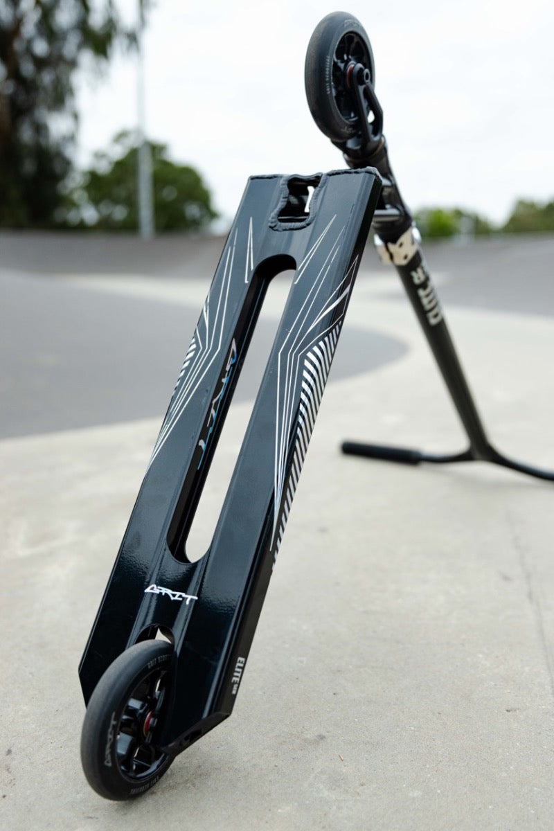 Grit Elite XM Scooter Blackened