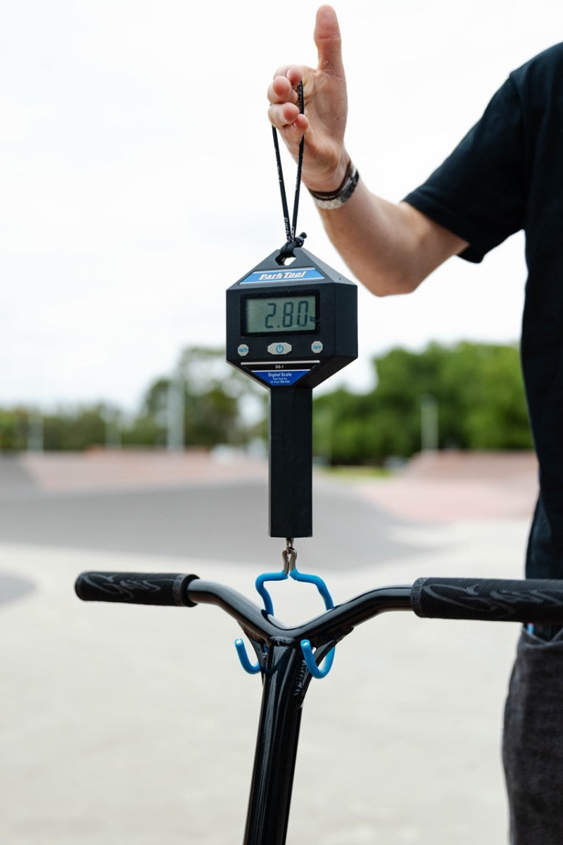 Grit Elite XM Scooter Blackened