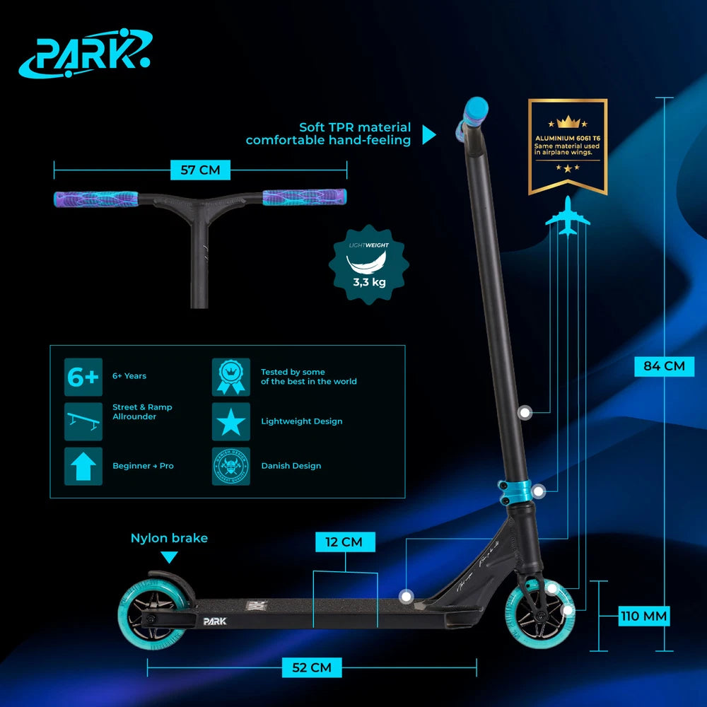 NKD Park Stuntstep Zwart Blauw 84cm