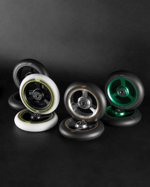 North Index 110 Wheel White