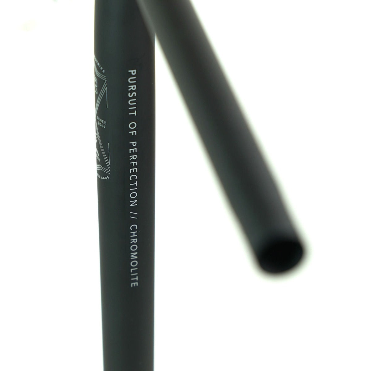Root T ChromoLite 620 Bars  Matte Black