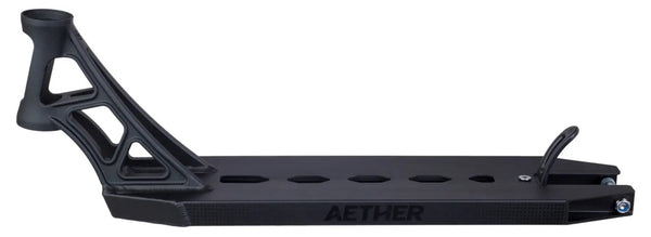 Striker Aether 470 Deck Black