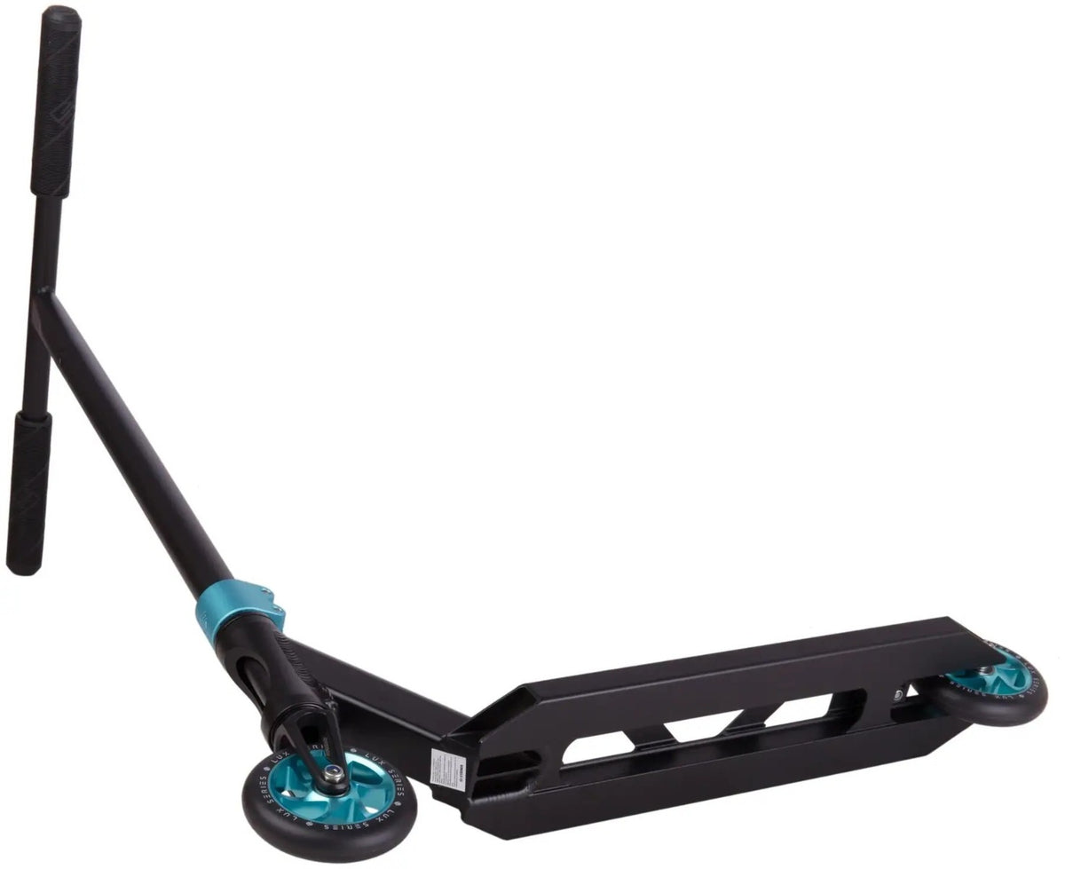 Striker Essential S Scooter Black Teal