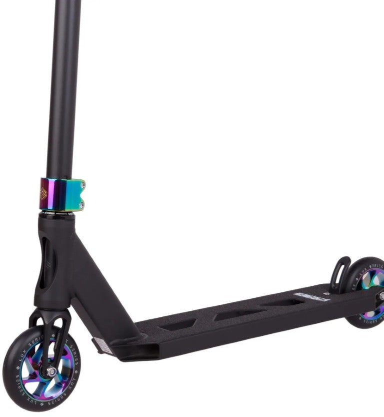 Striker Essential L Scooter Black Rainbow