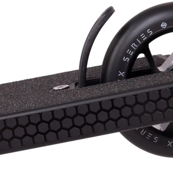 Striker Lux 5" Boxed Scooter M Black