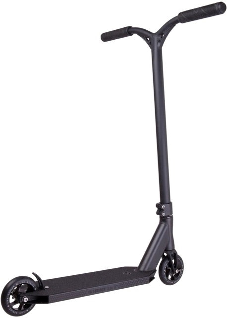 Striker Lux 5" Scooter Black