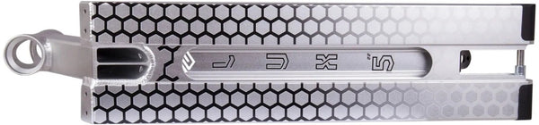 Striker Lux Five Boxed 490 Deck Silver