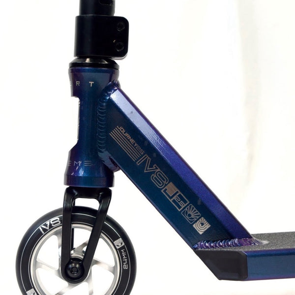 Invert Supreme Jamie Hull Scooter Chameleon