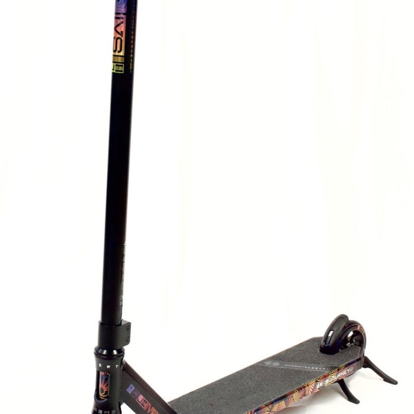 Invert Supreme Jamie Hull Scooter Holographic